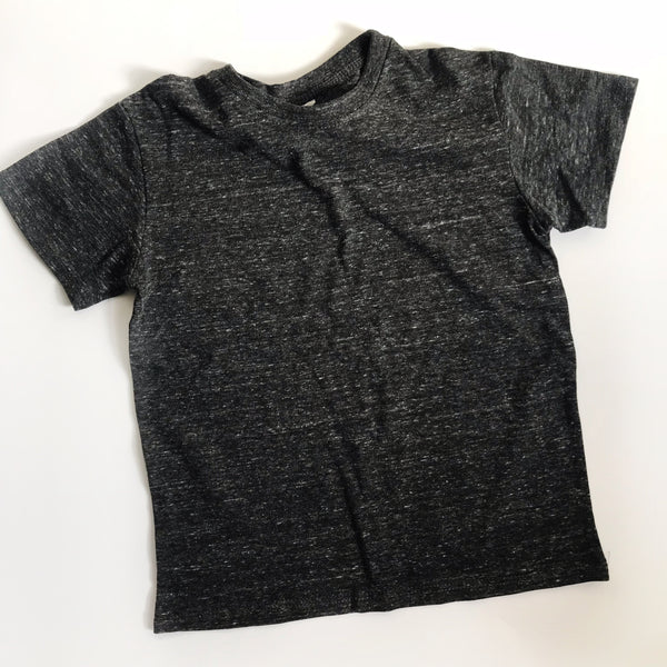 Personalized Name shirt - charcoal - Dotboxed