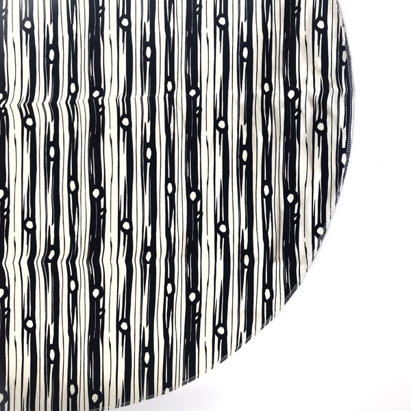 Round Organic Birch Navy Blanket - Dotboxed