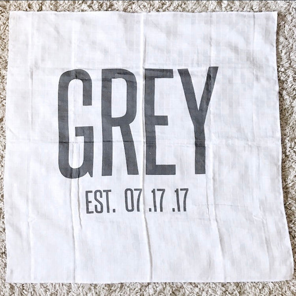 PERSONALIZED NAME BLANKET - LARGE CENTRED NAME IN SWADDLE SIZE - Dotboxed